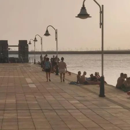 La Avenida De * Arinaga